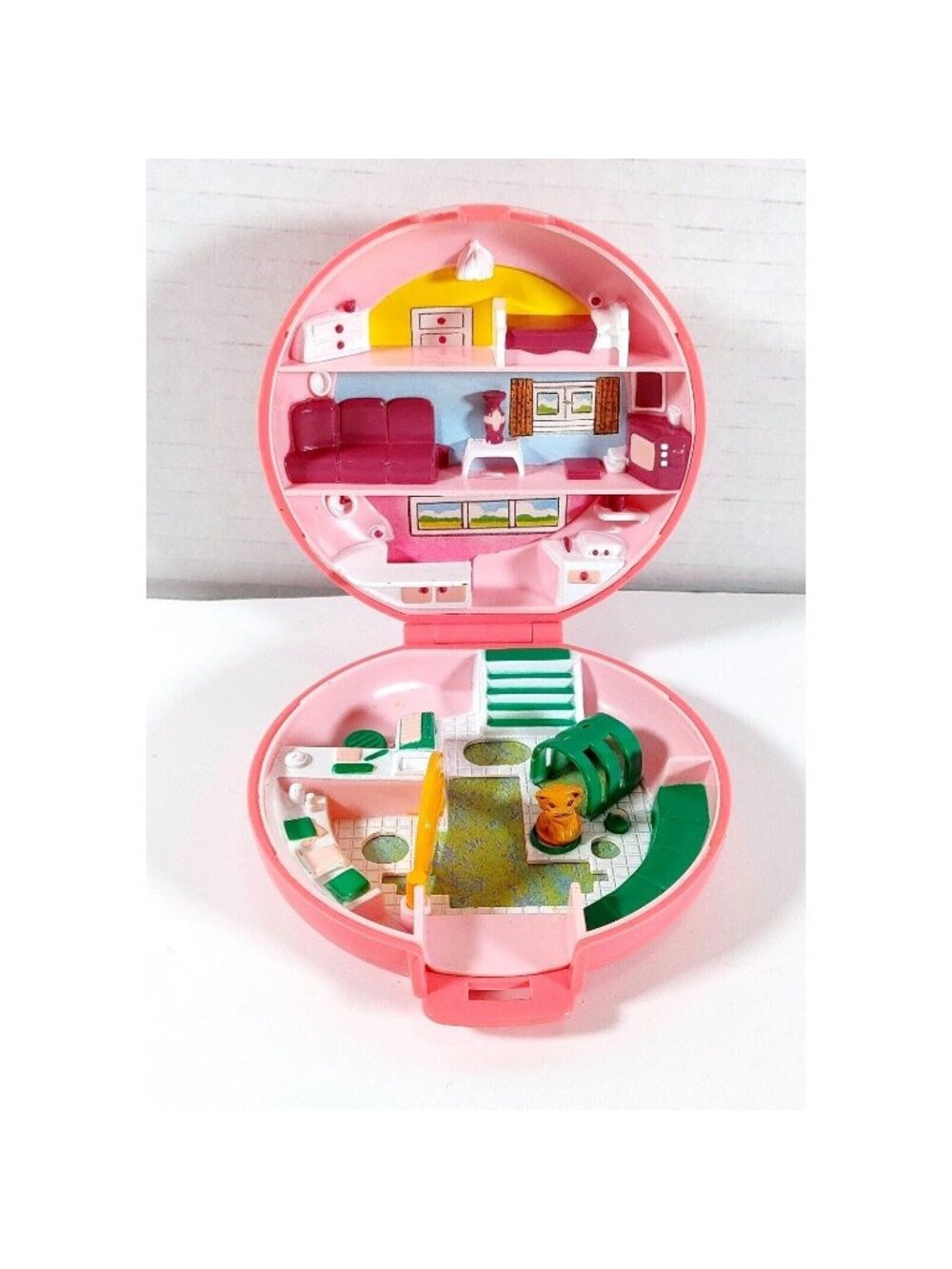 Polly Pocket Button's Animal Hospital 1989 Bluebird Vet Compact & Cat ONLY